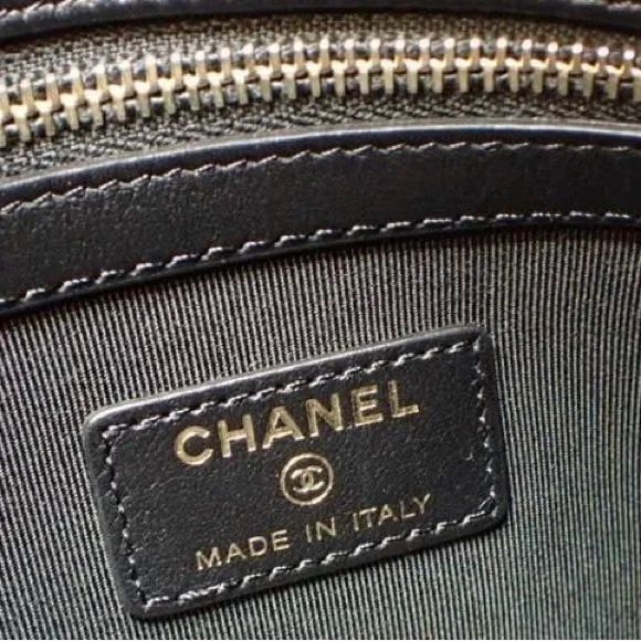 Boy Chanel Black Quilted Caviar Leather Clutch - Picture 12 of 12